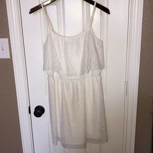 White sundress L by Bailey Blue